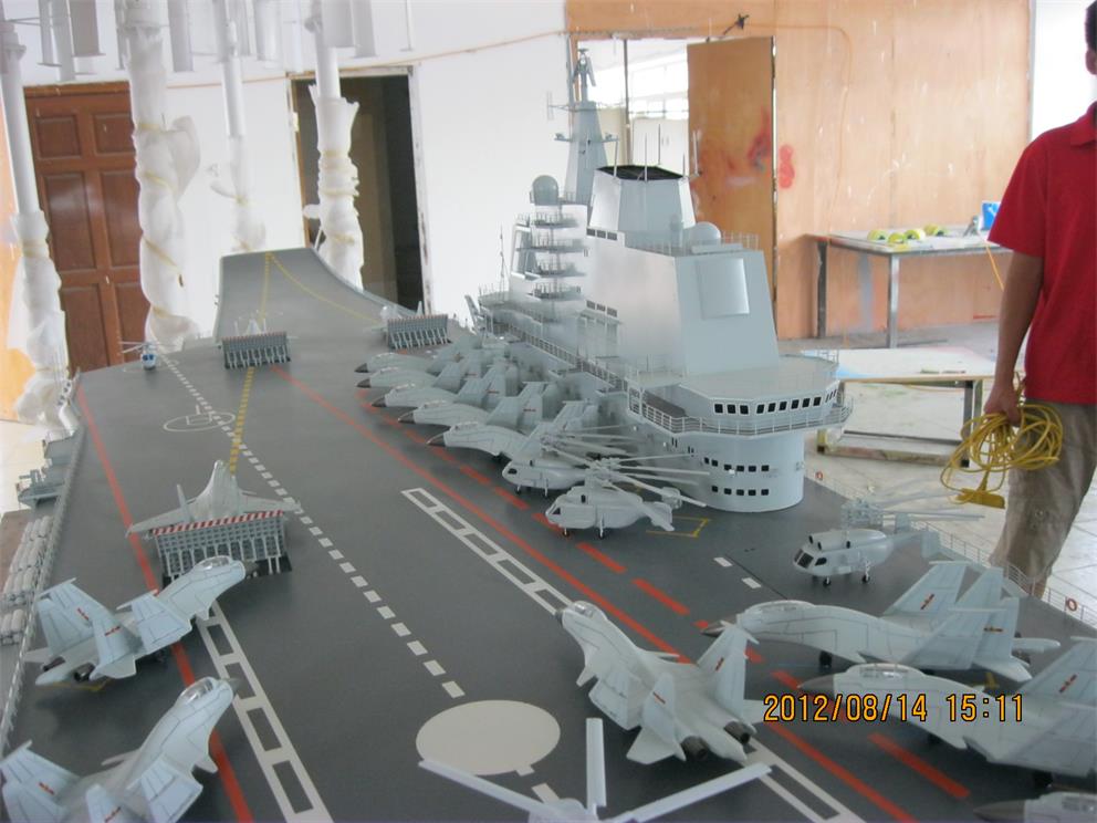 雅安辽宁舰模型